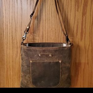 Myra crossbody
